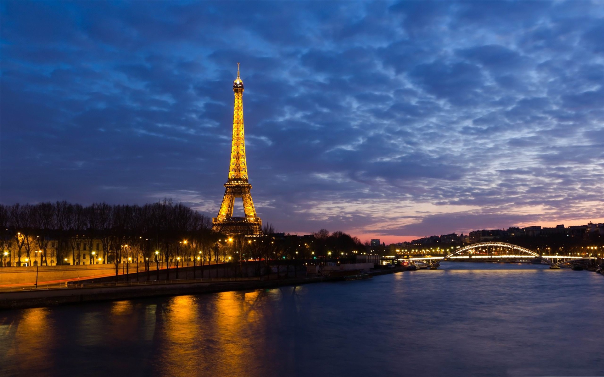 Eiffel Tower Paris France Landscape Wallpaper Preview 10wallpaper Com